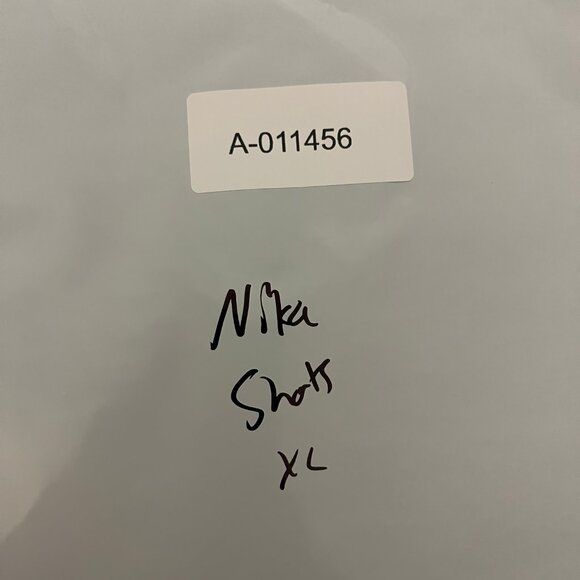 Nike Solid Icon Volley Swim Shorts Coral Pink Mens Size XL 5" Inseam Pockets - Picture 11 of 11